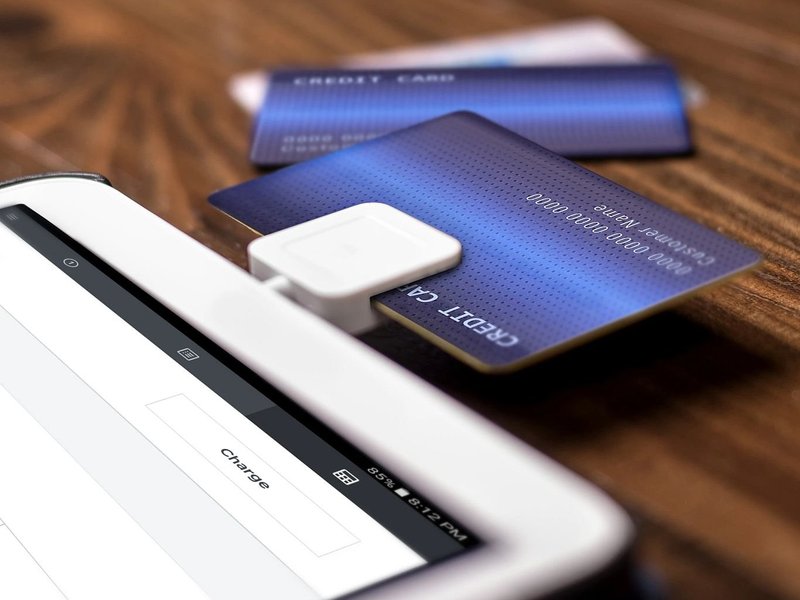 Mobile Phone Adaptable Credit Card Reader